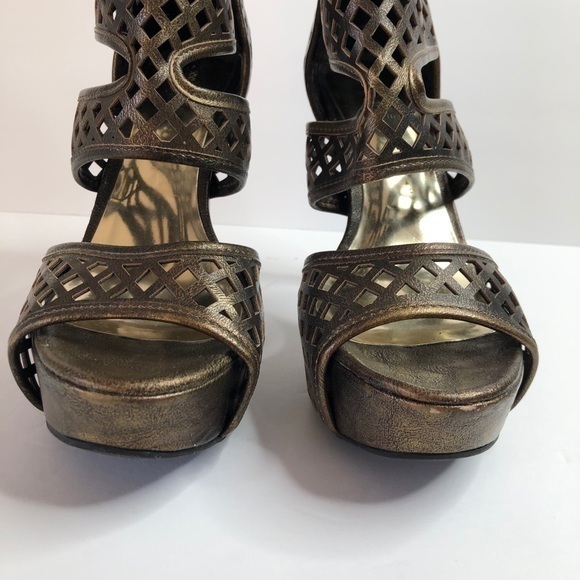 Kenneth Cole R. Heels Sandals #8 - Picture 13 of 13